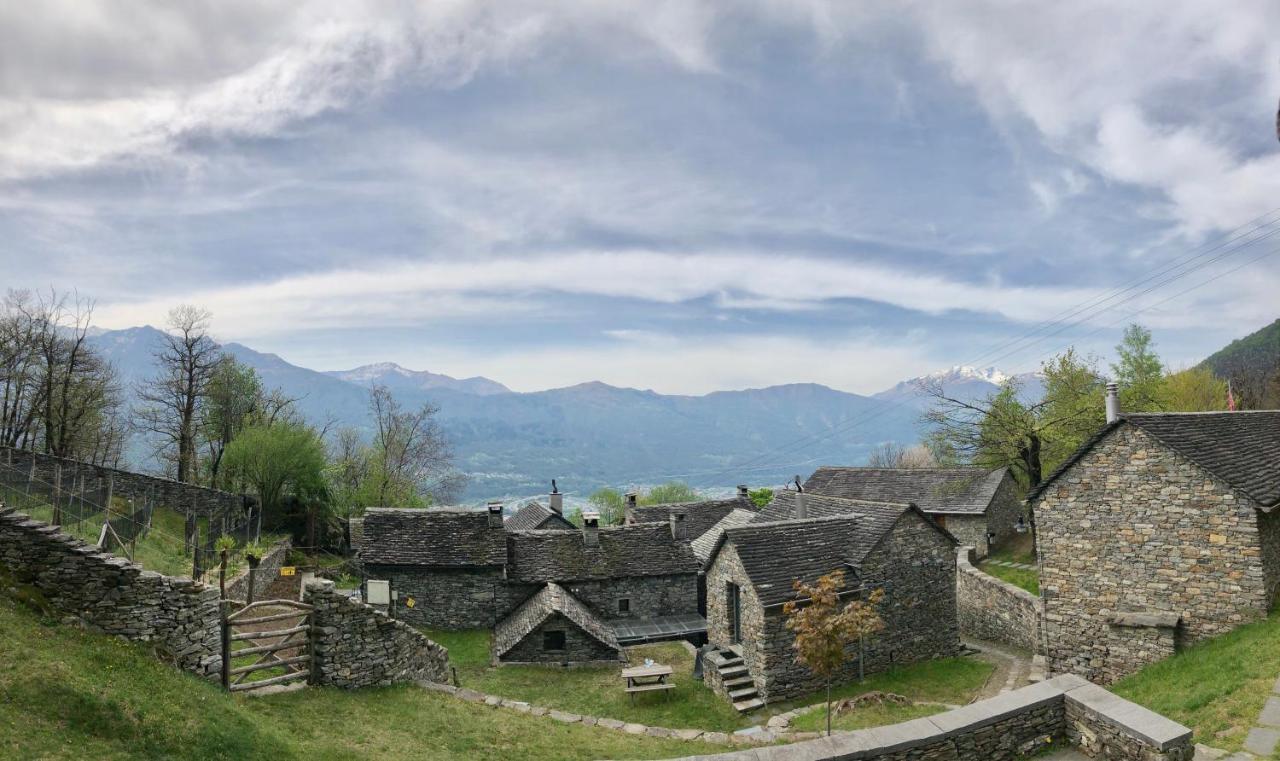 Birdbox Curzutt Hotel Monte Carasso Exterior foto